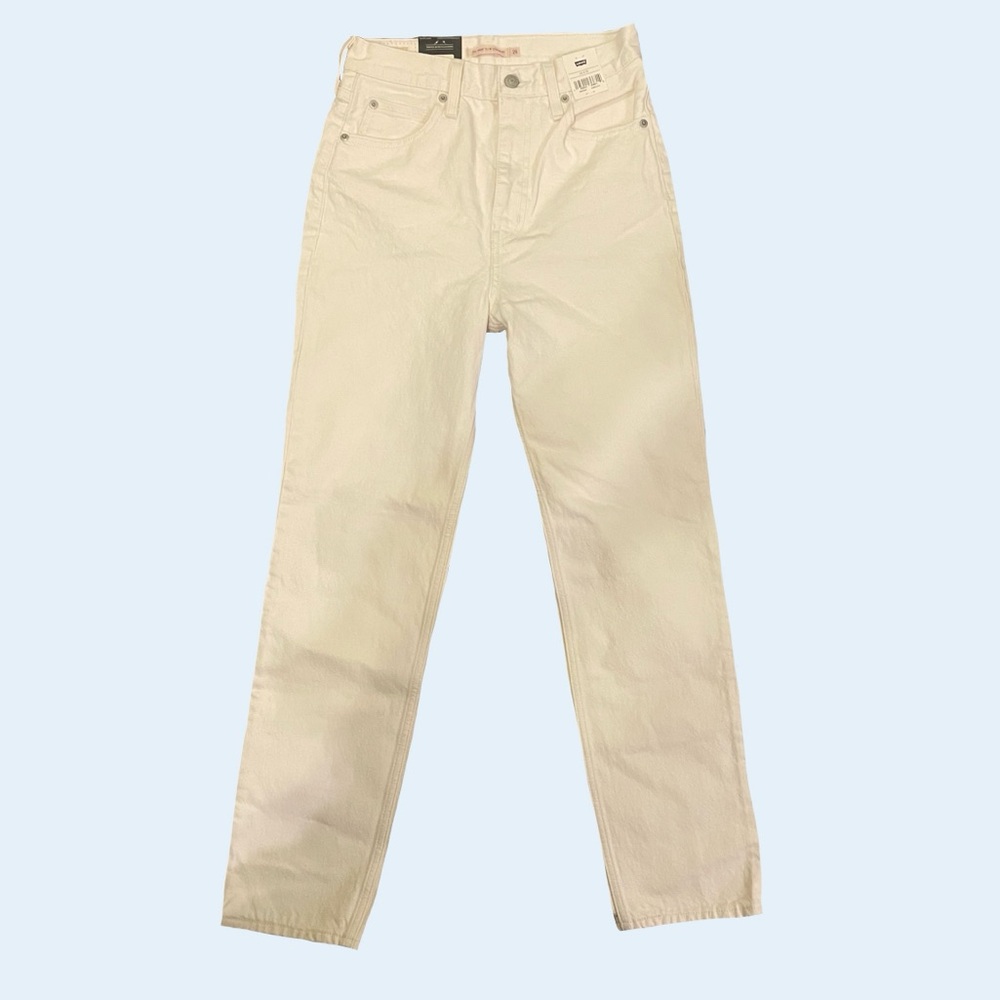 Levi's Women's Straight Leg Jeans - Cream